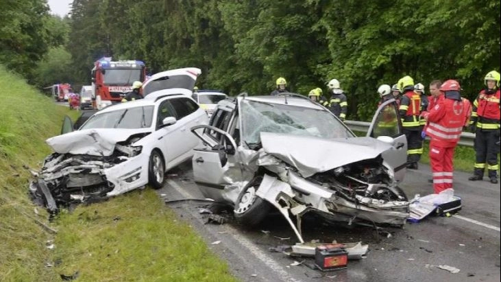 Zabio se u automobil bh. državljanke u Austriji, povrijeđena njena petomjesečna beba